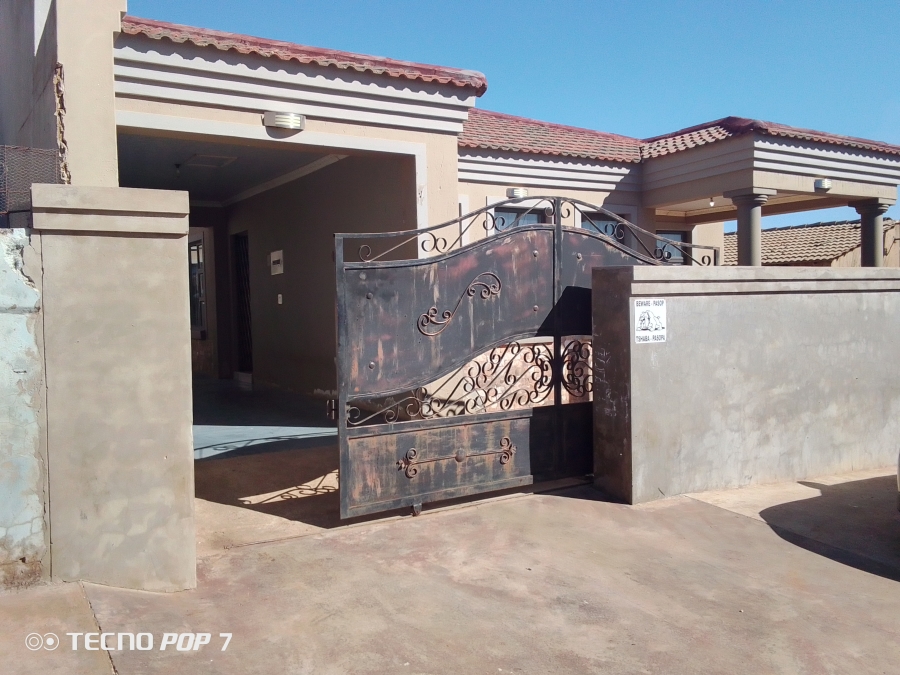 3 Bedroom Property for Sale in Ikageng North West